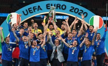 Больше 100 тыс болельщиков просят переиграть финал Евро-2020